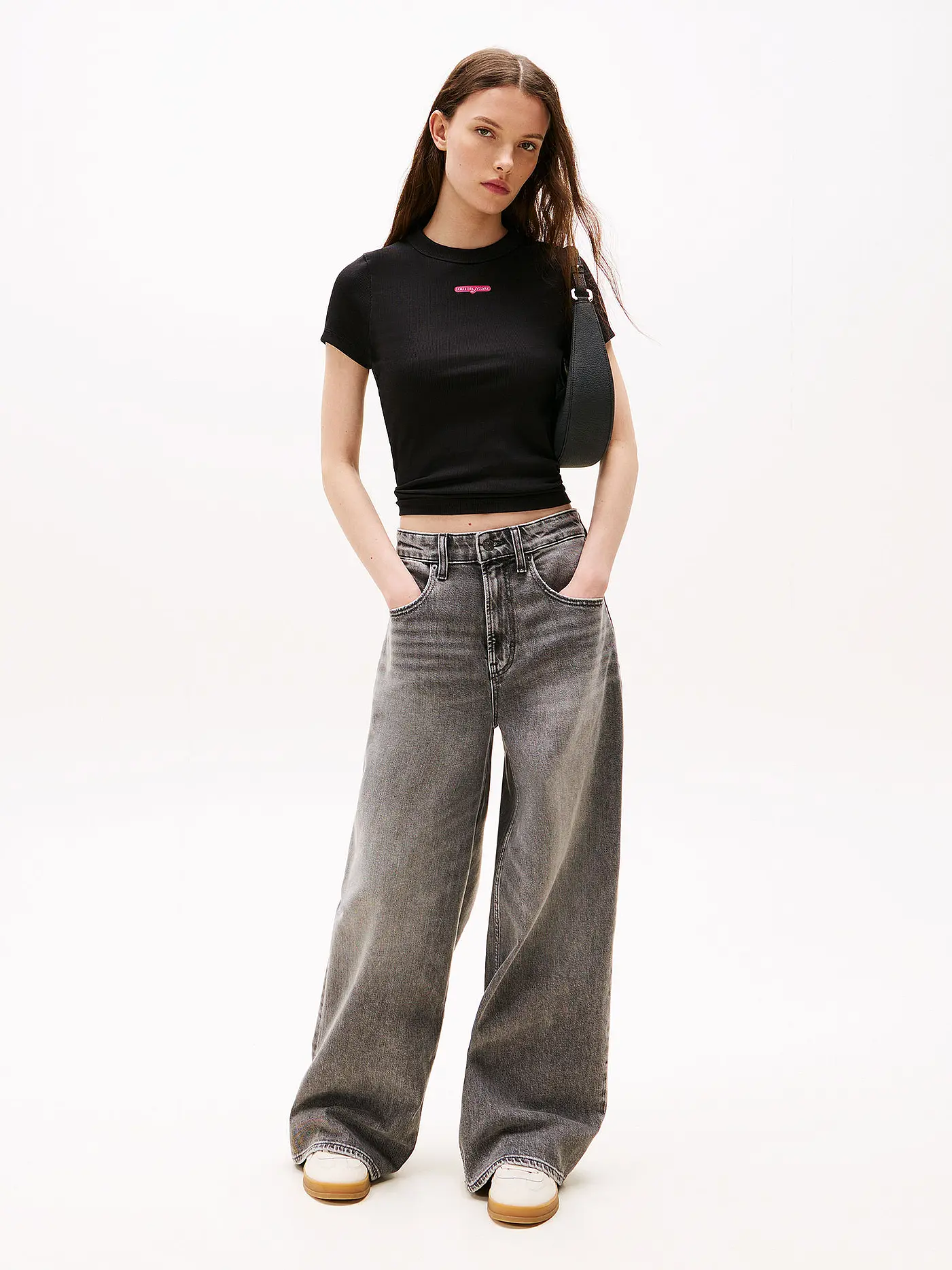 TOMMY JEANS | T-Shirt | schwarz